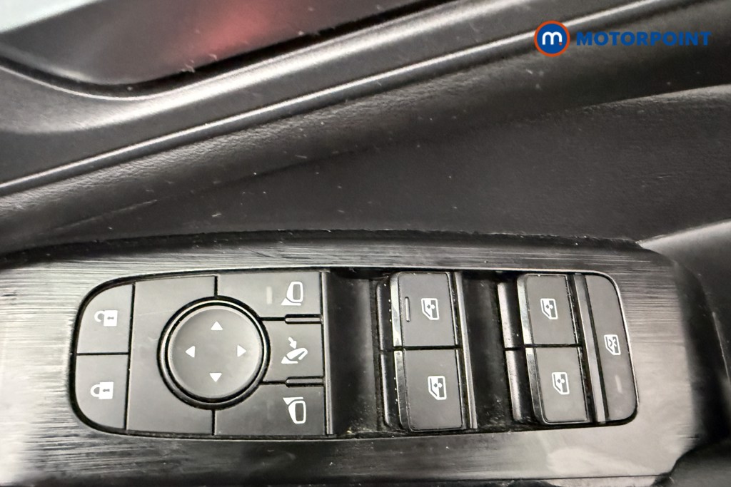 Nissan Qashqai Acenta Premium Manual Petrol SUV - Stock Number (1671198) - 18th supplementary image