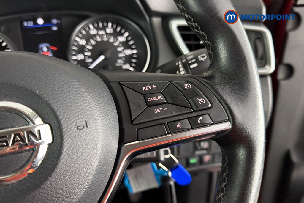 Nissan Qashqai Acenta Premium Automatic Petrol SUV - Stock Number (1671212) - 4th supplementary image