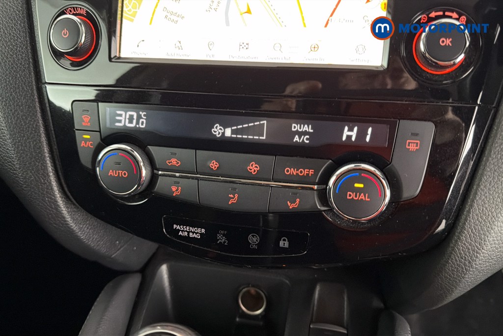 Nissan Qashqai Acenta Premium Automatic Petrol SUV - Stock Number (1671212) - 12th supplementary image