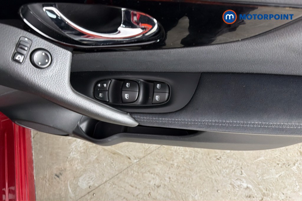 Nissan Qashqai Acenta Premium Automatic Petrol SUV - Stock Number (1671212) - 20th supplementary image