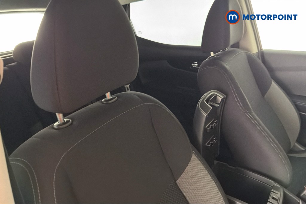 Nissan Qashqai Acenta Premium Automatic Petrol SUV - Stock Number (1671212) - 23rd supplementary image