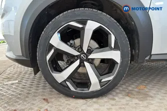 Nissan Juke Tekna Manual Petrol SUV - Stock Number (1671279) - 44th supplementary image
