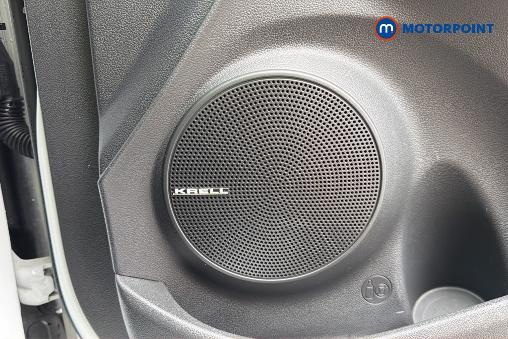Hyundai Kona Premium Se Manual Petrol SUV - Stock Number (1671706) - 5th supplementary image