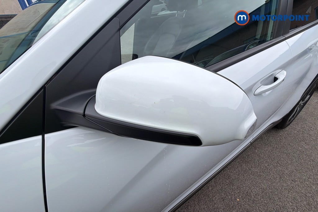 Hyundai Kona Premium Se Manual Petrol SUV - Stock Number (1671706) - 19th supplementary image