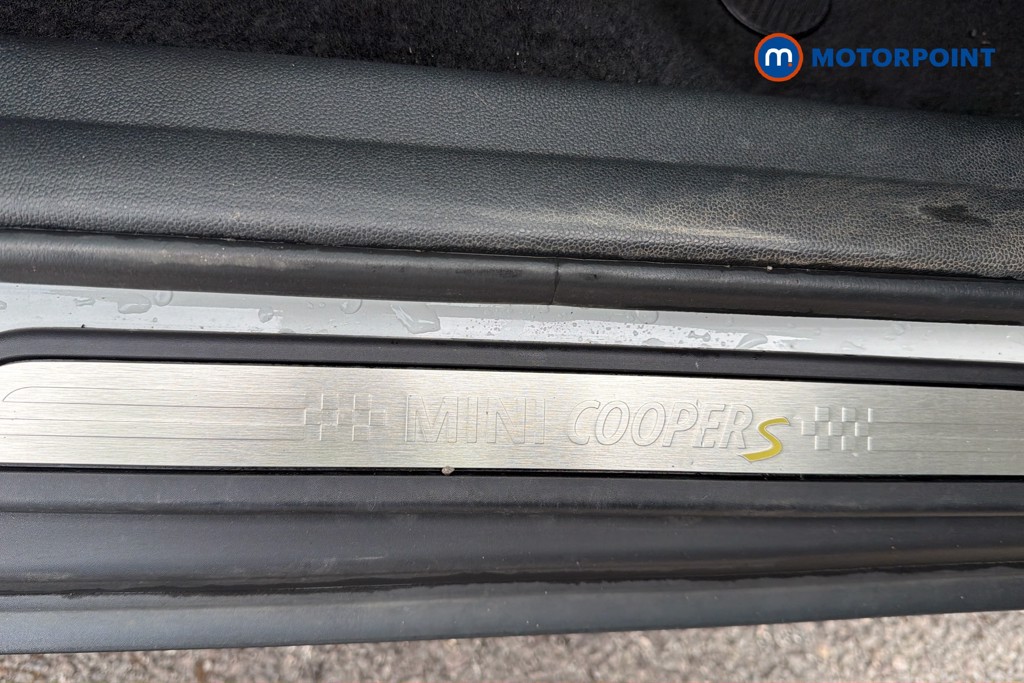 Mini Countryman Cooper S E Exclusive Automatic Petrol Plug-In Hybrid SUV - Stock Number (1671823) - 7th supplementary image