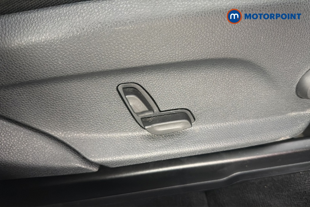 Mercedes-Benz GLC Amg Line Automatic Diesel SUV - Stock Number (1672069) - 23rd supplementary image