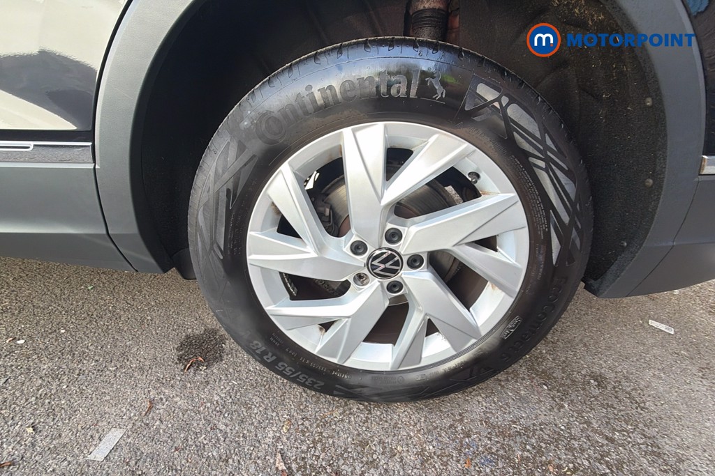 Volkswagen Tiguan Allspace Life Automatic Petrol SUV - Stock Number (1672099) - 20th supplementary image