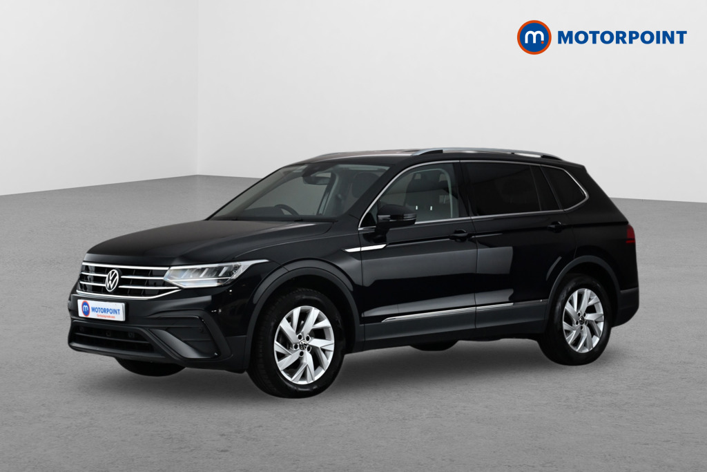 Volkswagen Tiguan Allspace Life Automatic Petrol SUV - Stock Number (1672099) - Passenger side front corner