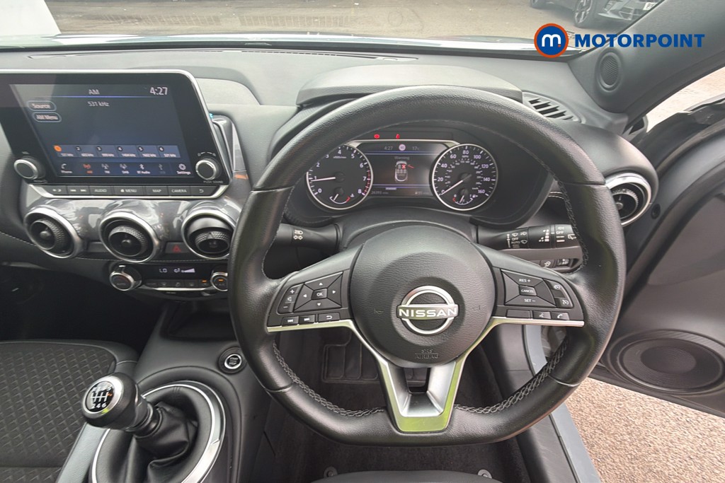 Nissan Juke N-Connecta Manual Petrol SUV - Stock Number (1672297) - 5th supplementary image