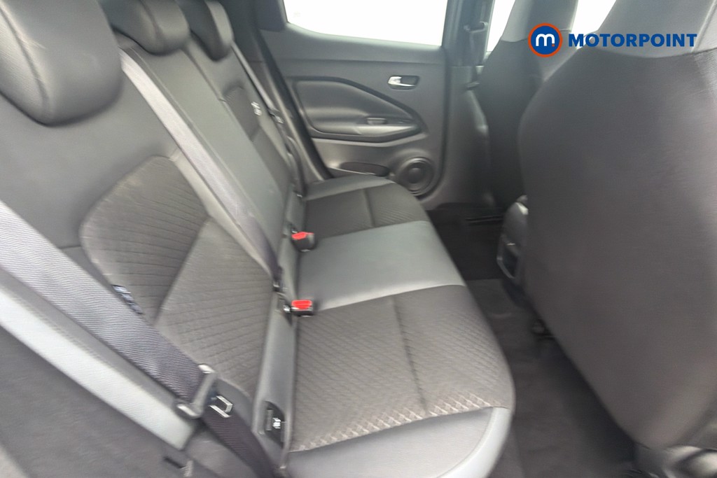 Nissan Juke N-Connecta Manual Petrol SUV - Stock Number (1672297) - 18th supplementary image