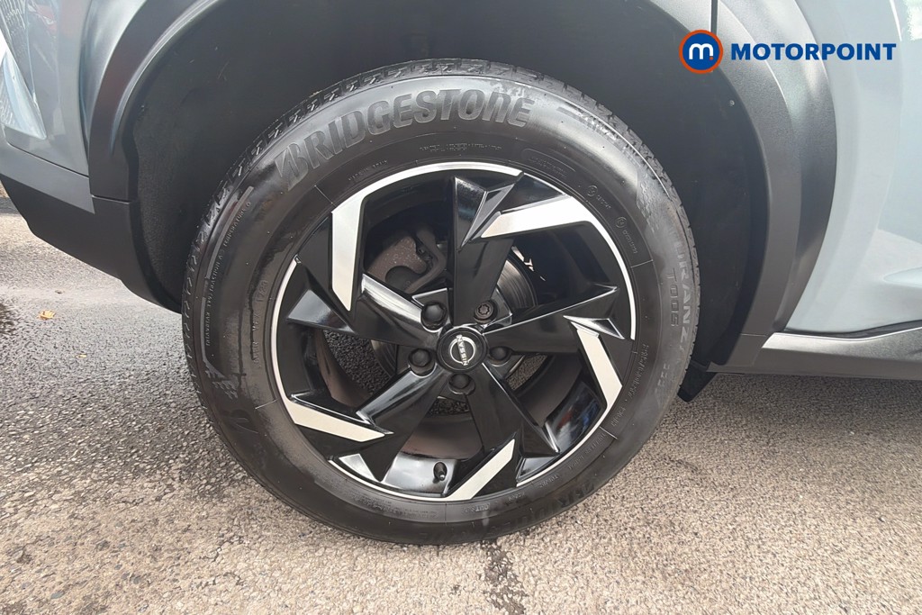 Nissan Juke N-Connecta Manual Petrol SUV - Stock Number (1672297) - 26th supplementary image