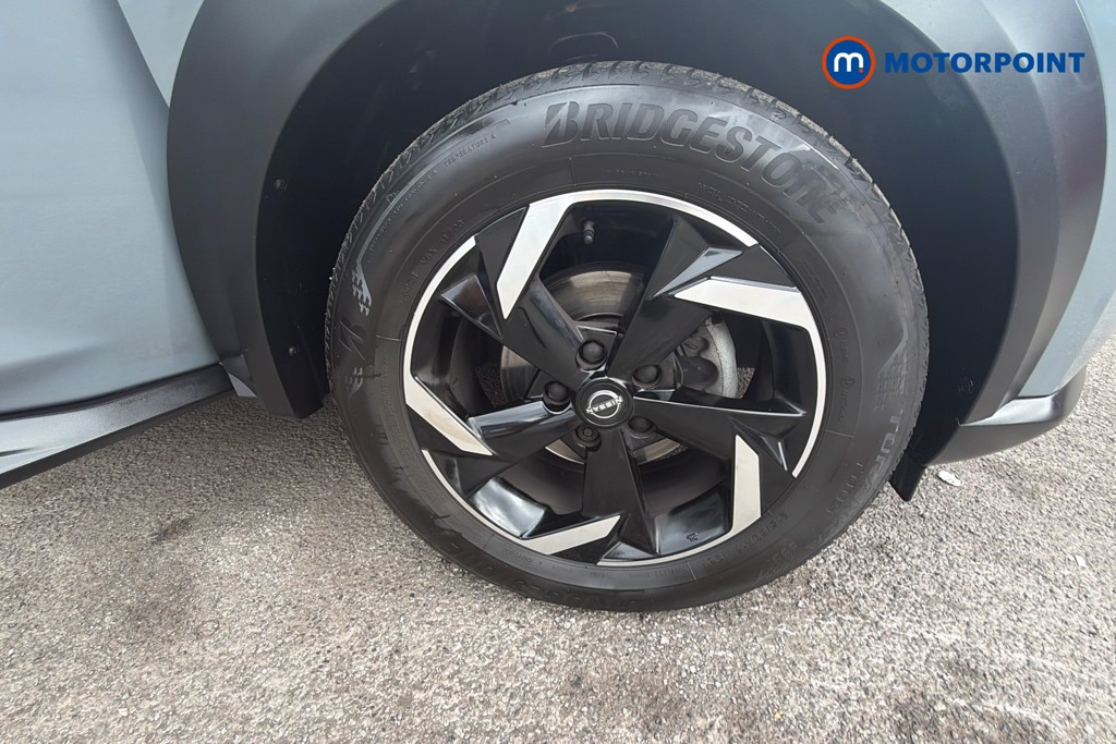 Nissan Juke N-Connecta Manual Petrol SUV - Stock Number (1672297) - 27th supplementary image