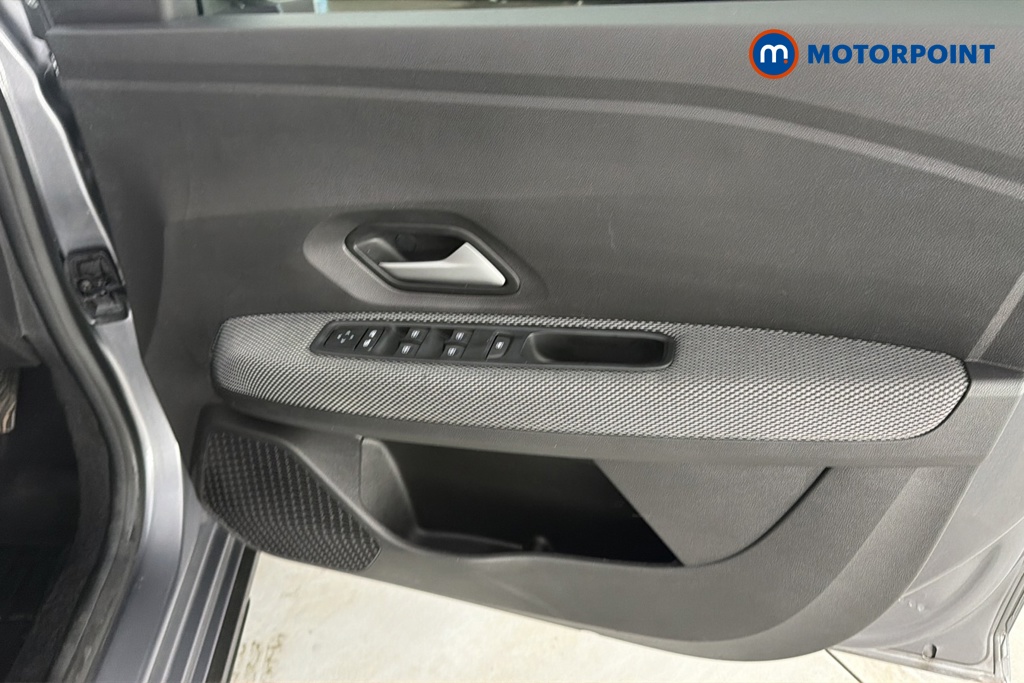 Dacia Jogger Expression Manual Petrol People Carrier - Stock Number (1672318) - 18th supplementary image