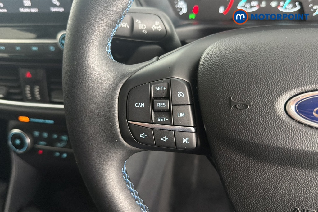 Ford Fiesta Active X Manual Petrol Hatchback - Stock Number (1672637) - 4th supplementary image