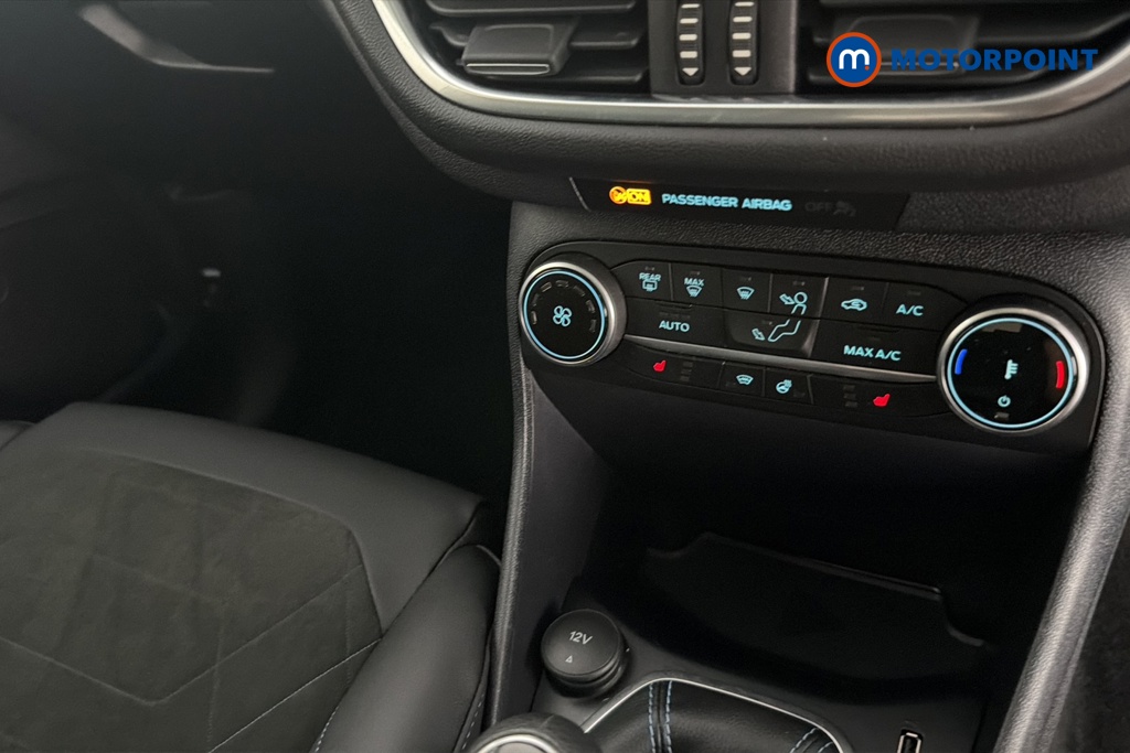 Ford Fiesta Active X Manual Petrol Hatchback - Stock Number (1672637) - 12th supplementary image
