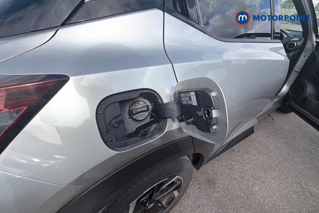 Nissan Juke N-Connecta Manual Petrol SUV - Stock Number (1673496) - 25th supplementary image