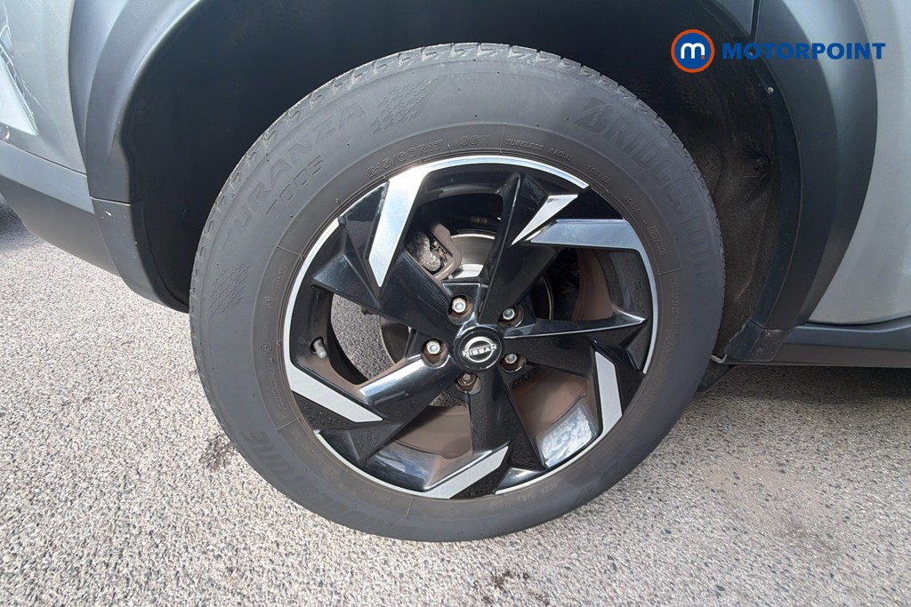 Nissan Juke N-Connecta Manual Petrol SUV - Stock Number (1673496) - 26th supplementary image