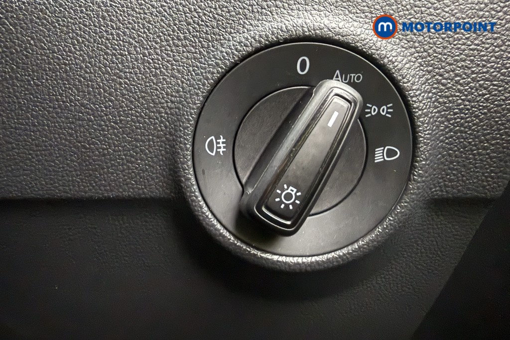 Volkswagen T-Roc Match Manual Petrol SUV - Stock Number (1673736) - 16th supplementary image