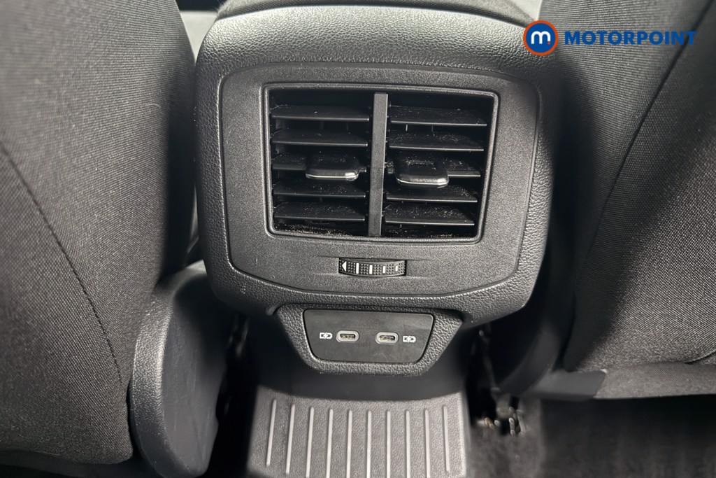 Volkswagen T-Roc Match Manual Petrol SUV - Stock Number (1673736) - 20th supplementary image