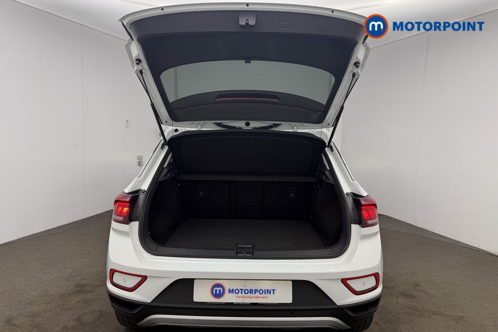 Volkswagen T-Roc Match Manual Petrol SUV - Stock Number (1673736) - 21st supplementary image