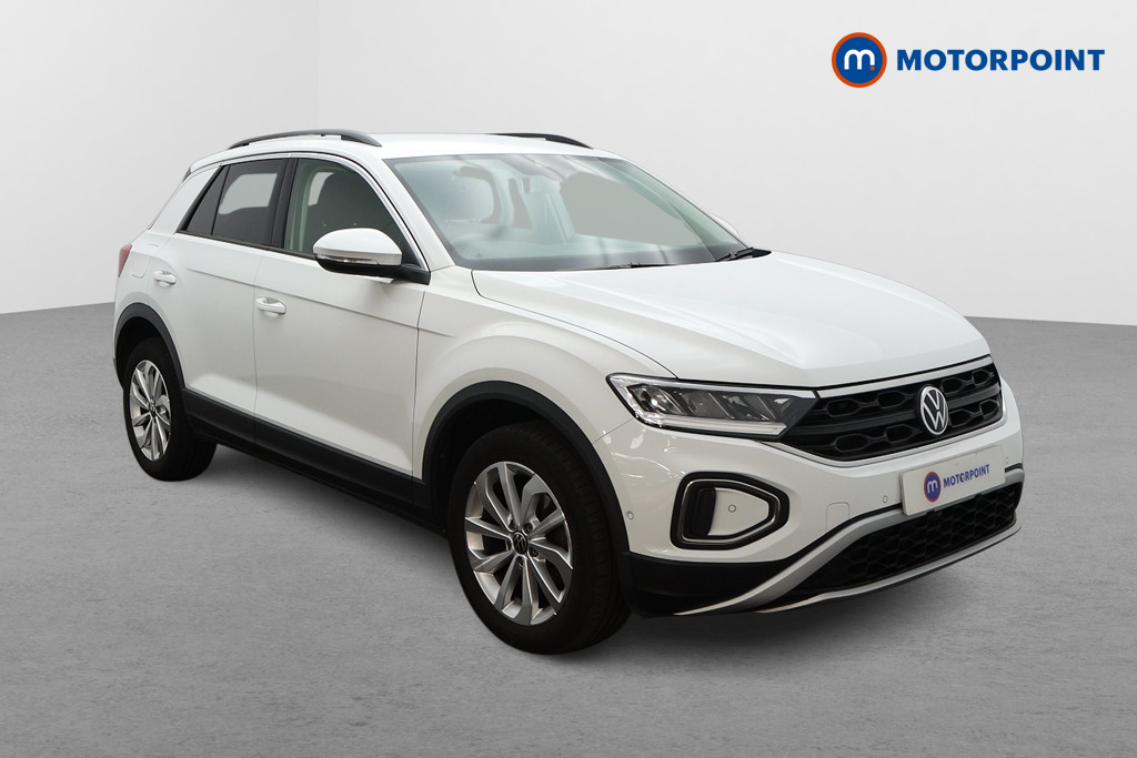 Volkswagen T-Roc Match Manual Petrol SUV - Stock Number (1673736) - Drivers side front corner