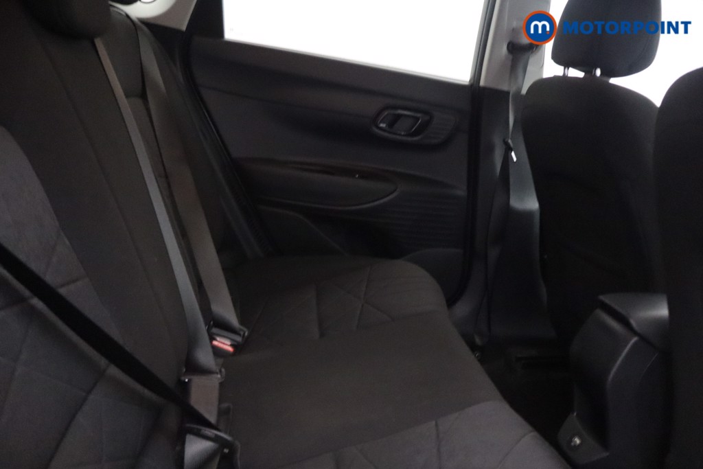 Hyundai Bayon Premium Manual Petrol SUV - Stock Number (1673740) - 7th supplementary image
