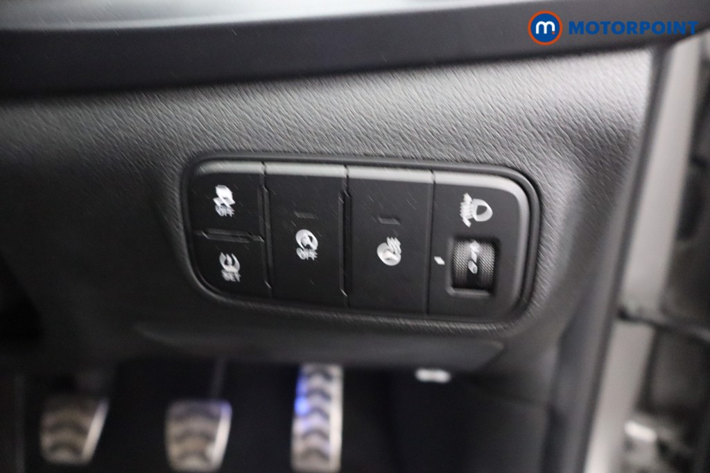 Hyundai Bayon Premium Manual Petrol SUV - Stock Number (1673740) - 12th supplementary image