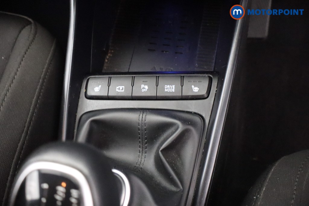 Hyundai Bayon Premium Manual Petrol SUV - Stock Number (1673740) - 16th supplementary image