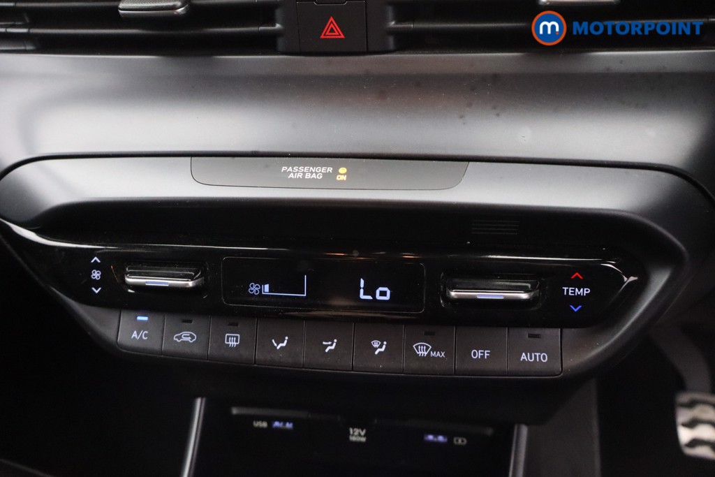 Hyundai Bayon Premium Manual Petrol SUV - Stock Number (1673740) - 17th supplementary image