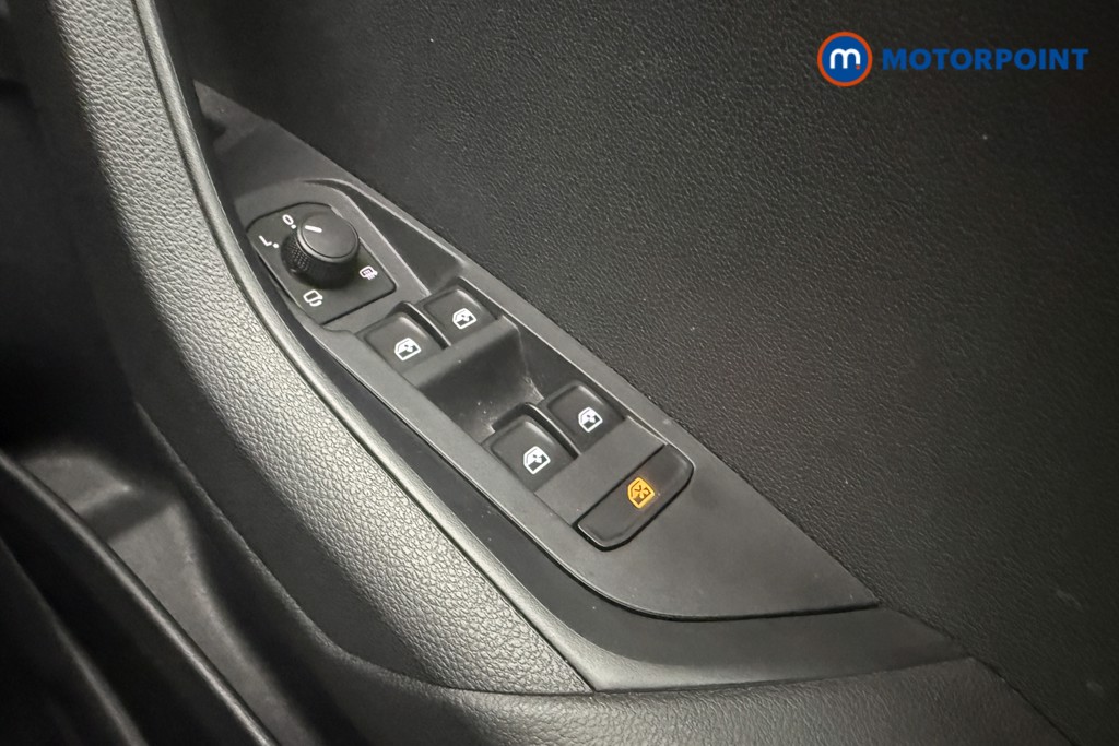 Skoda Karoq Se Drive Manual Petrol SUV - Stock Number (1673818) - 17th supplementary image