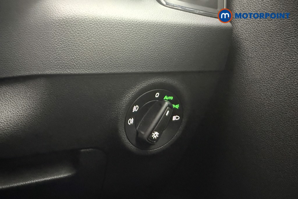 Skoda Karoq Se Drive Manual Petrol SUV - Stock Number (1673818) - 18th supplementary image