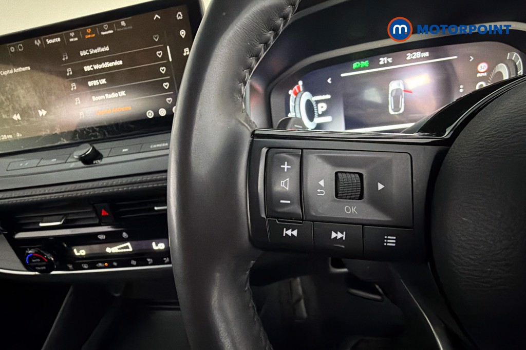 Nissan Qashqai Tekna Automatic Petrol SUV - Stock Number (1673879) - 3rd supplementary image
