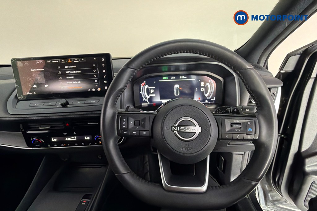 Nissan Qashqai Tekna Automatic Petrol SUV - Stock Number (1673879) - 5th supplementary image