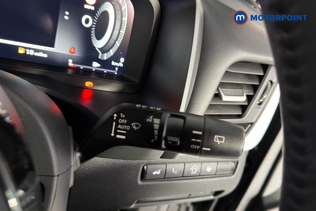 Nissan Qashqai Tekna Automatic Petrol SUV - Stock Number (1673879) - 7th supplementary image