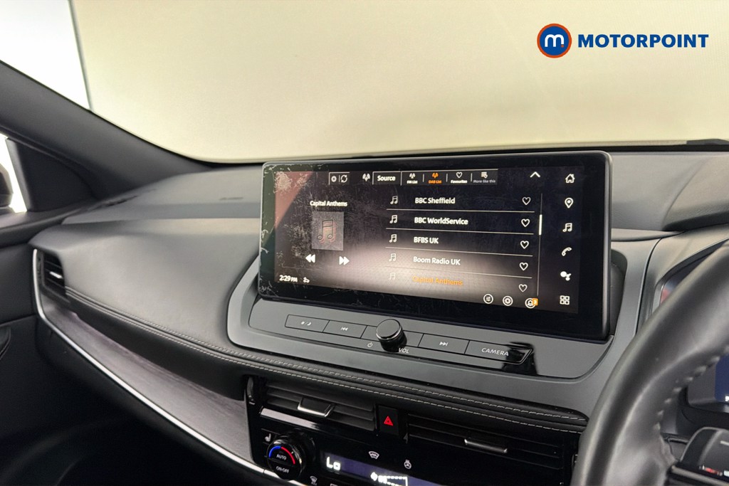 Nissan Qashqai Tekna Automatic Petrol SUV - Stock Number (1673879) - 9th supplementary image