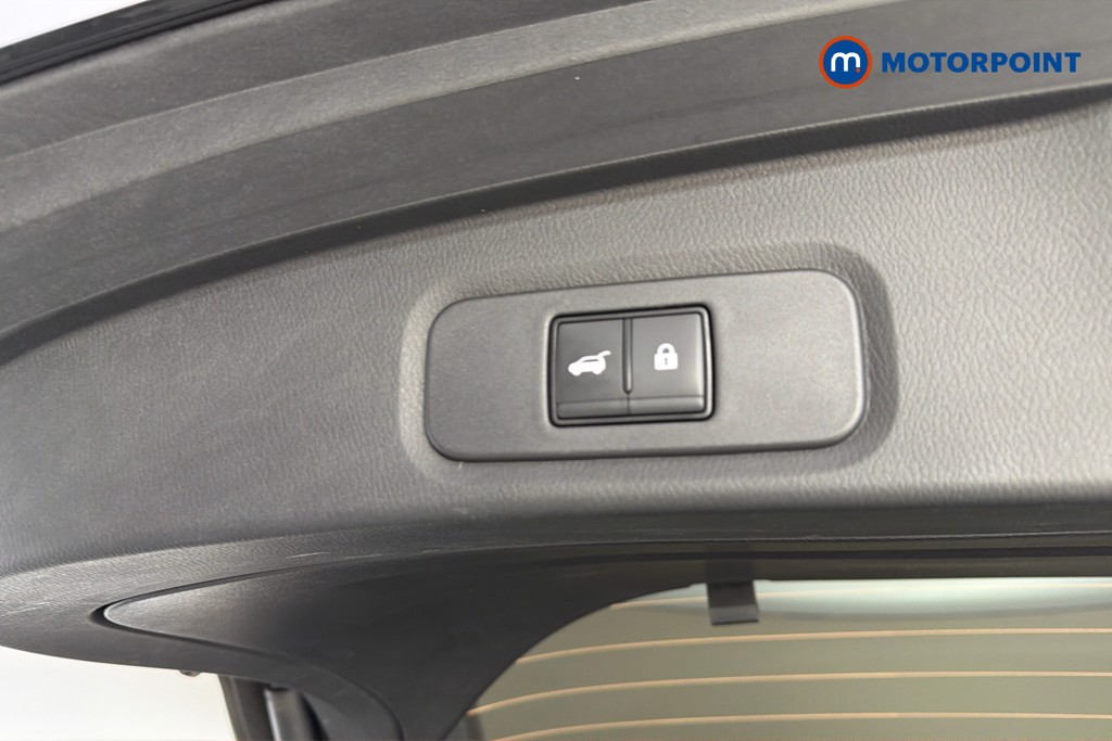 Nissan Qashqai Tekna Automatic Petrol SUV - Stock Number (1673879) - 35th supplementary image