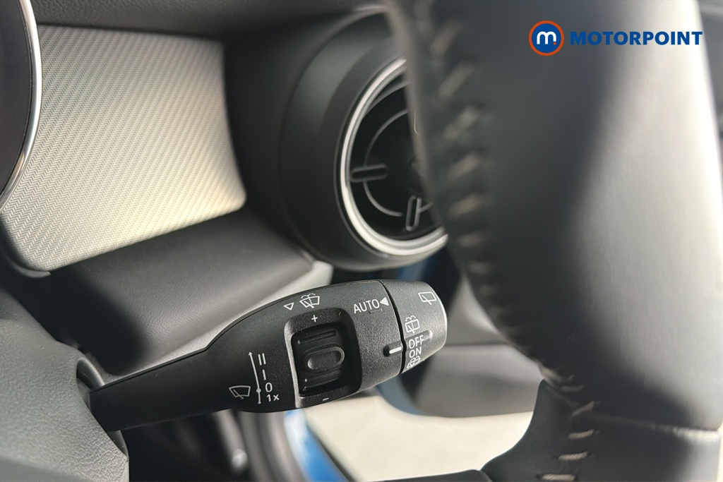 Mini Hatchback Cooper Exclusive Manual Petrol Hatchback - Stock Number (1673902) - 6th supplementary image