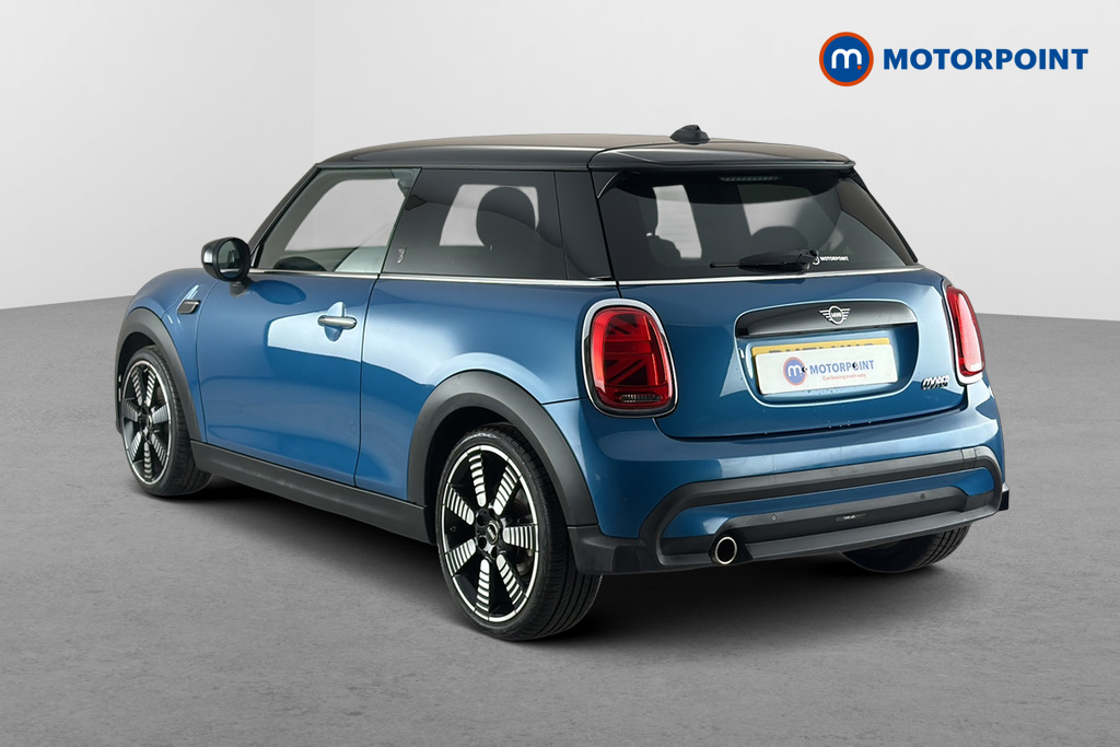 Mini Hatchback Cooper Exclusive Manual Petrol Hatchback - Stock Number (1673902) - Drivers side rear corner