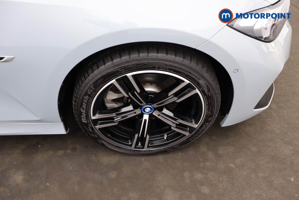 BMW 3 Series M Sport Automatic Petrol Plug-In Hybrid Saloon - Stock Number (1673937) - 4th supplementary image