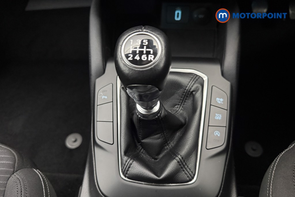 Ford Focus Titanium Manual Petrol Hatchback - Stock Number (1674217) - 7th supplementary image