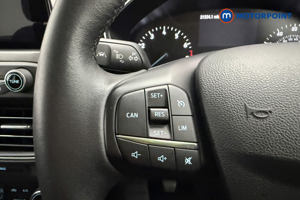 Ford Focus Titanium Manual Petrol Hatchback - Stock Number (1674217) - 14th supplementary image