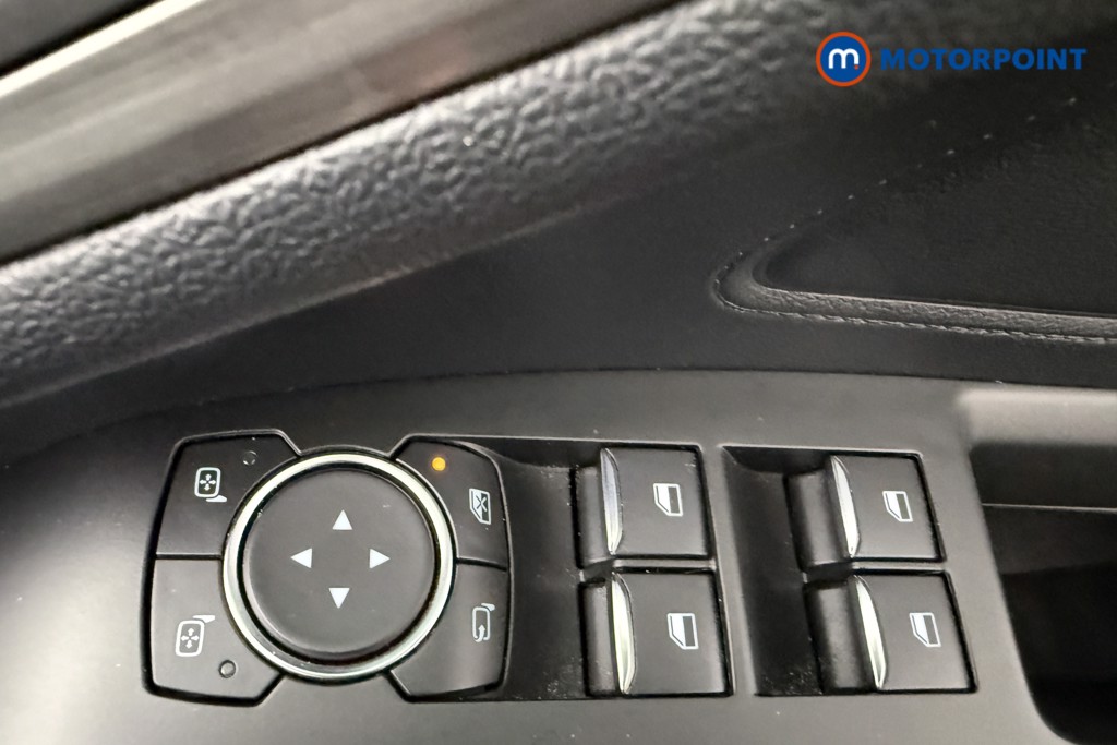 Ford Focus Titanium Manual Petrol Hatchback - Stock Number (1674217) - 19th supplementary image