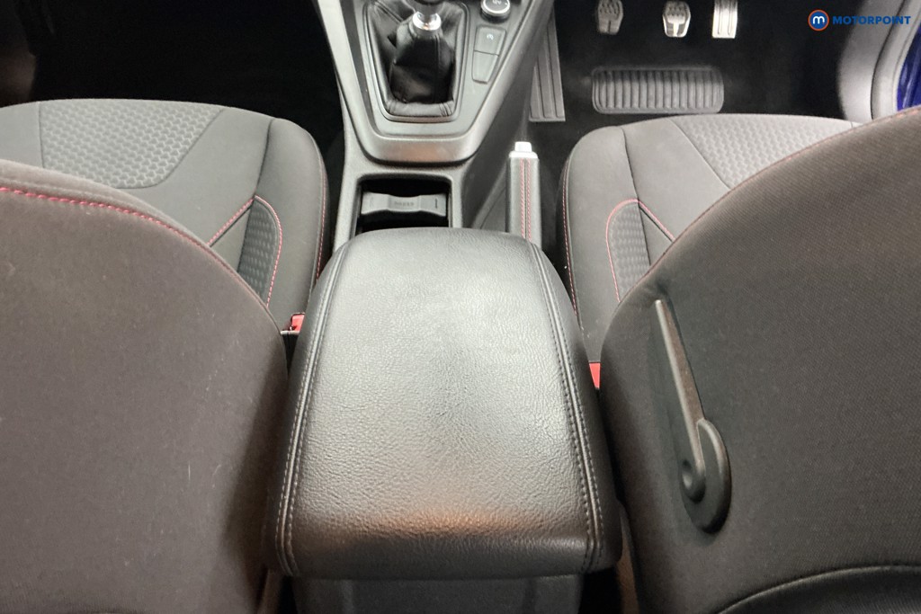 Ford Focus St-Line X Manual Petrol Hatchback - Stock Number (1674231) - 11th supplementary image