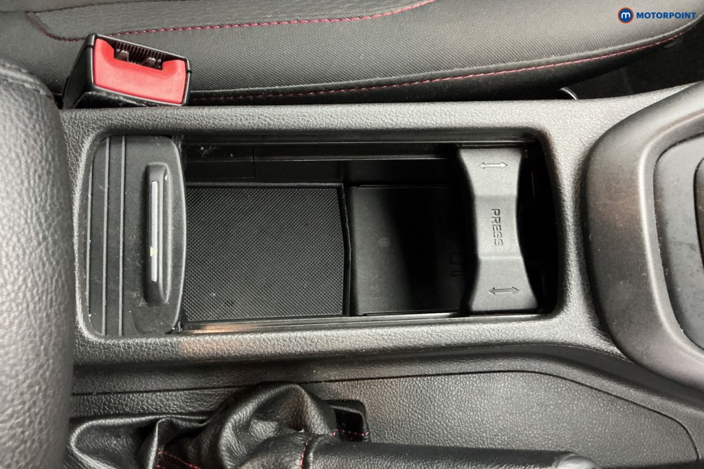 Ford Focus St-Line X Manual Petrol Hatchback - Stock Number (1674231) - 14th supplementary image