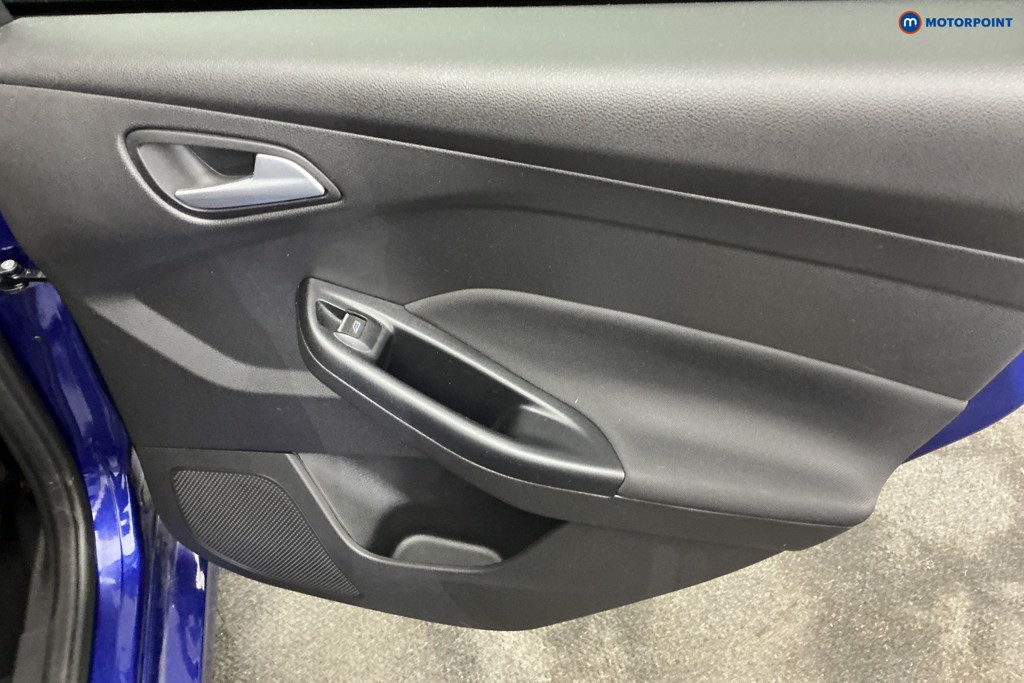 Ford Focus St-Line X Manual Petrol Hatchback - Stock Number (1674231) - 27th supplementary image