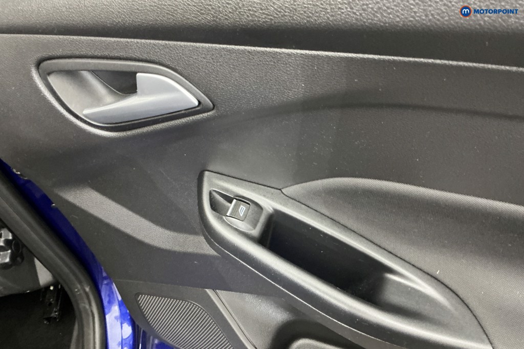 Ford Focus St-Line X Manual Petrol Hatchback - Stock Number (1674231) - 28th supplementary image