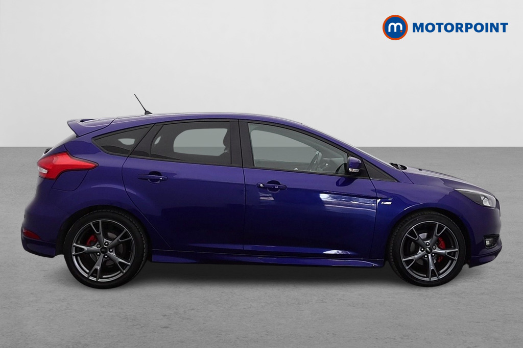 Ford Focus St-Line X Manual Petrol Hatchback - Stock Number (1674231) - Drivers side