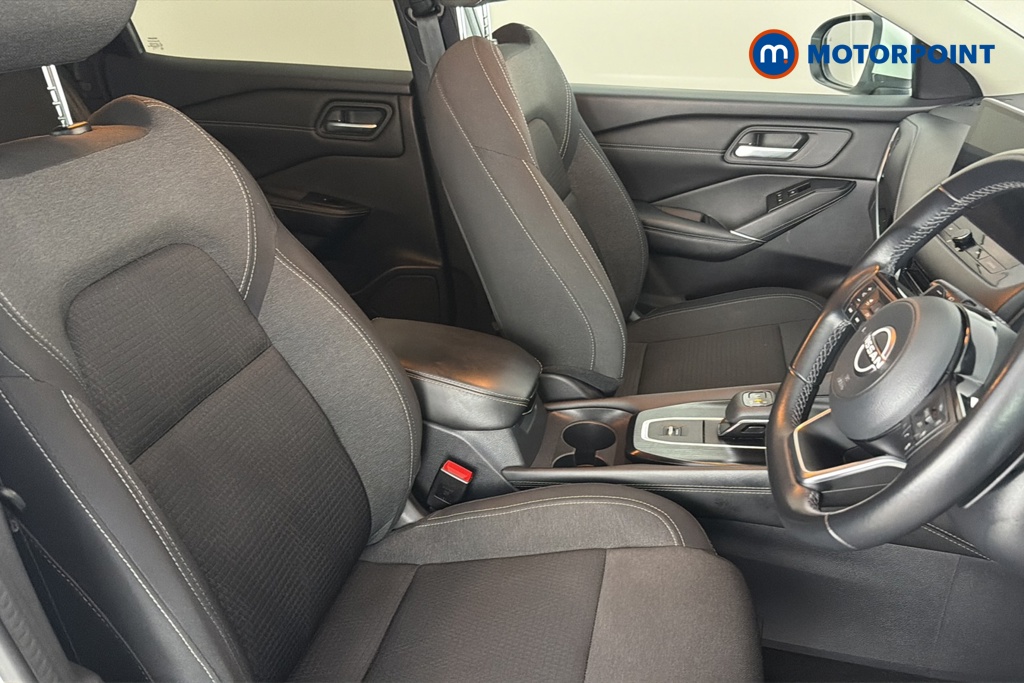 Nissan Qashqai N-Connecta Automatic Petrol SUV - Stock Number (1674246) - 22nd supplementary image