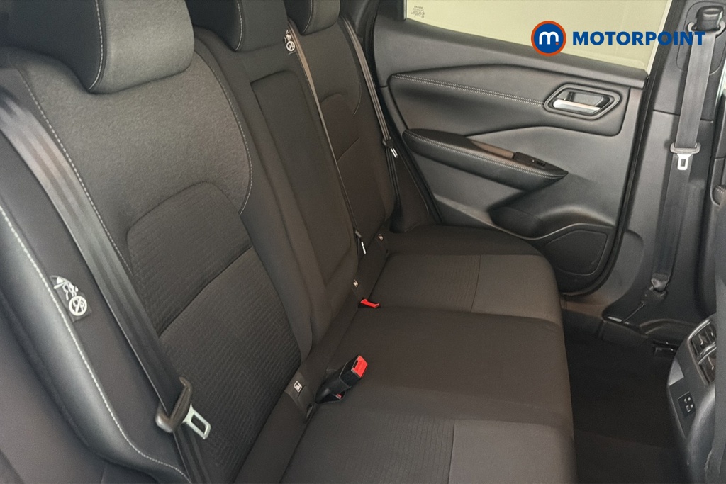 Nissan Qashqai N-Connecta Automatic Petrol SUV - Stock Number (1674246) - 25th supplementary image