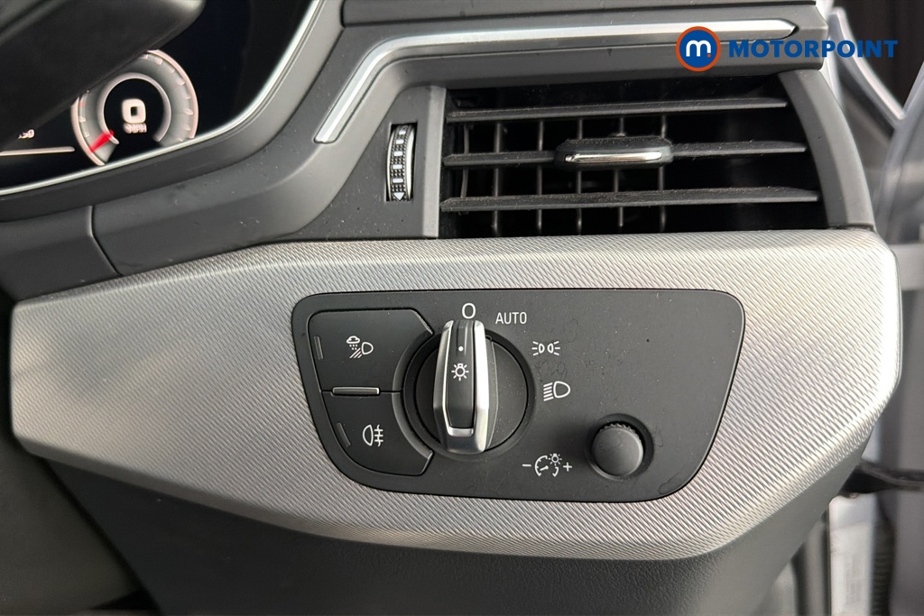 Audi A4 Technik Automatic Petrol Saloon - Stock Number (1674253) - 11th supplementary image